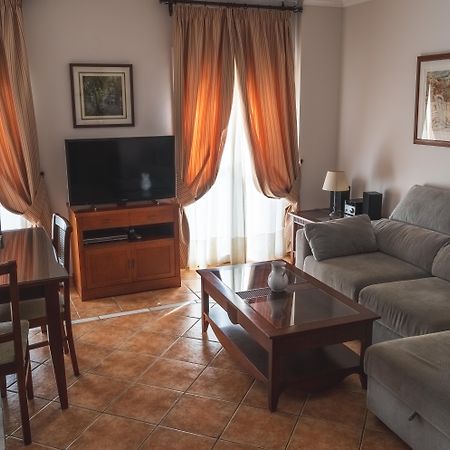 Hostal Marissal By Dorobe Nerja Εξωτερικό φωτογραφία
