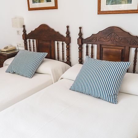 Hostal Marissal By Dorobe Nerja Εξωτερικό φωτογραφία