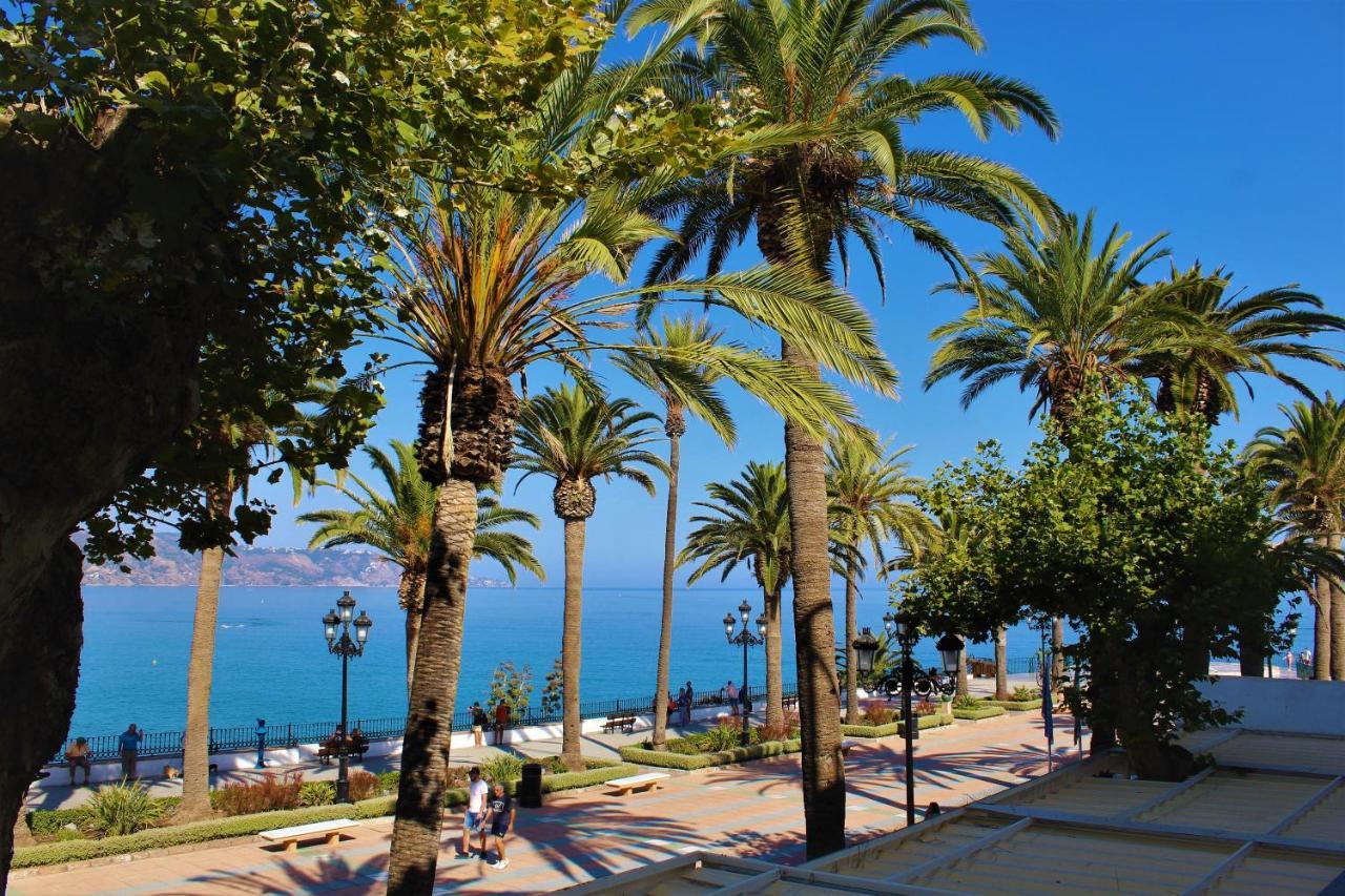 Hostal Marissal By Dorobe Nerja Εξωτερικό φωτογραφία