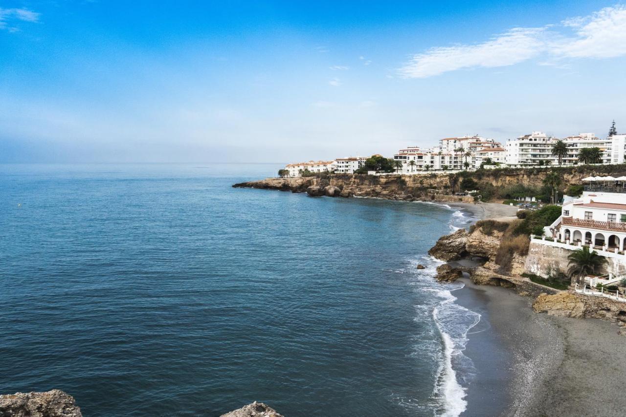 Hostal Marissal By Dorobe Nerja Εξωτερικό φωτογραφία