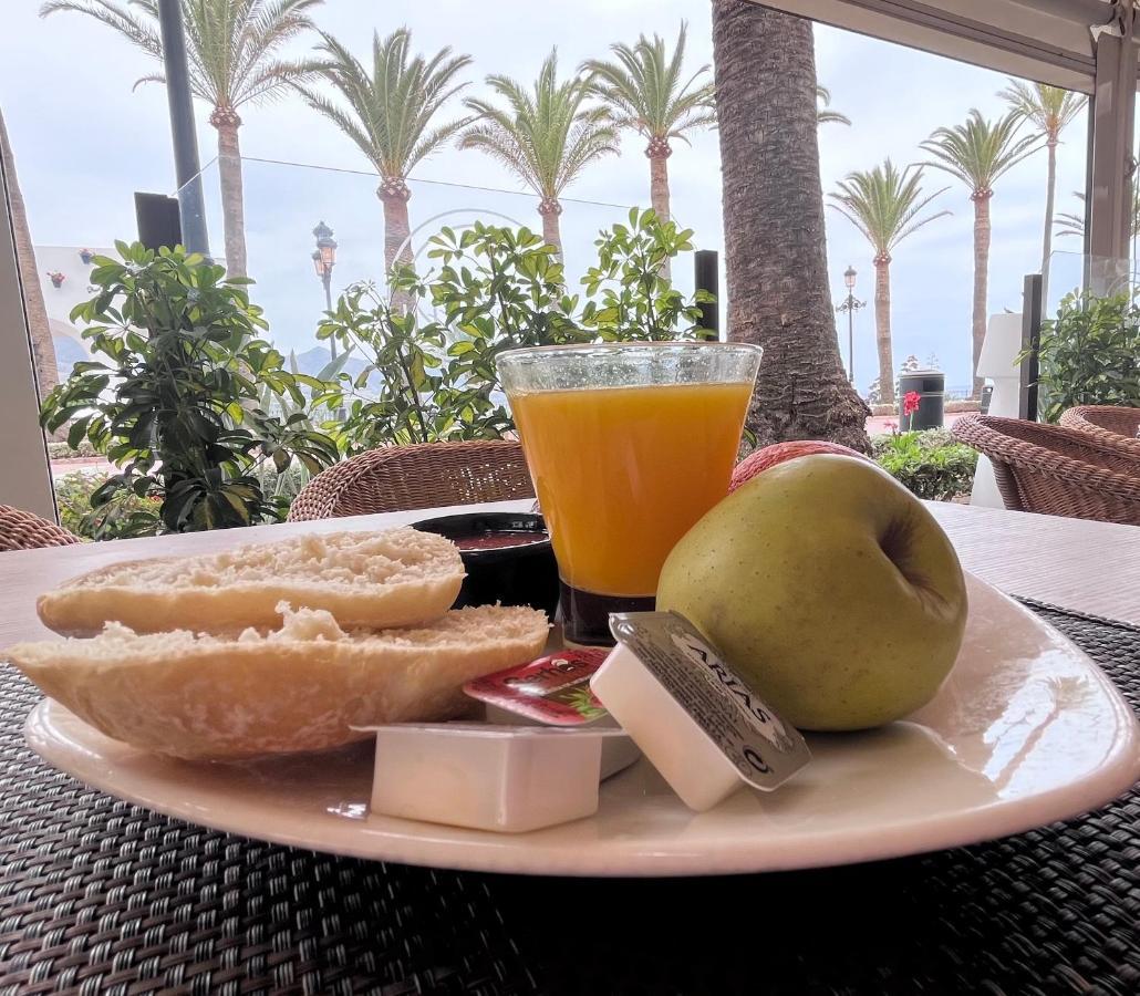 Hostal Marissal By Dorobe Nerja Εξωτερικό φωτογραφία