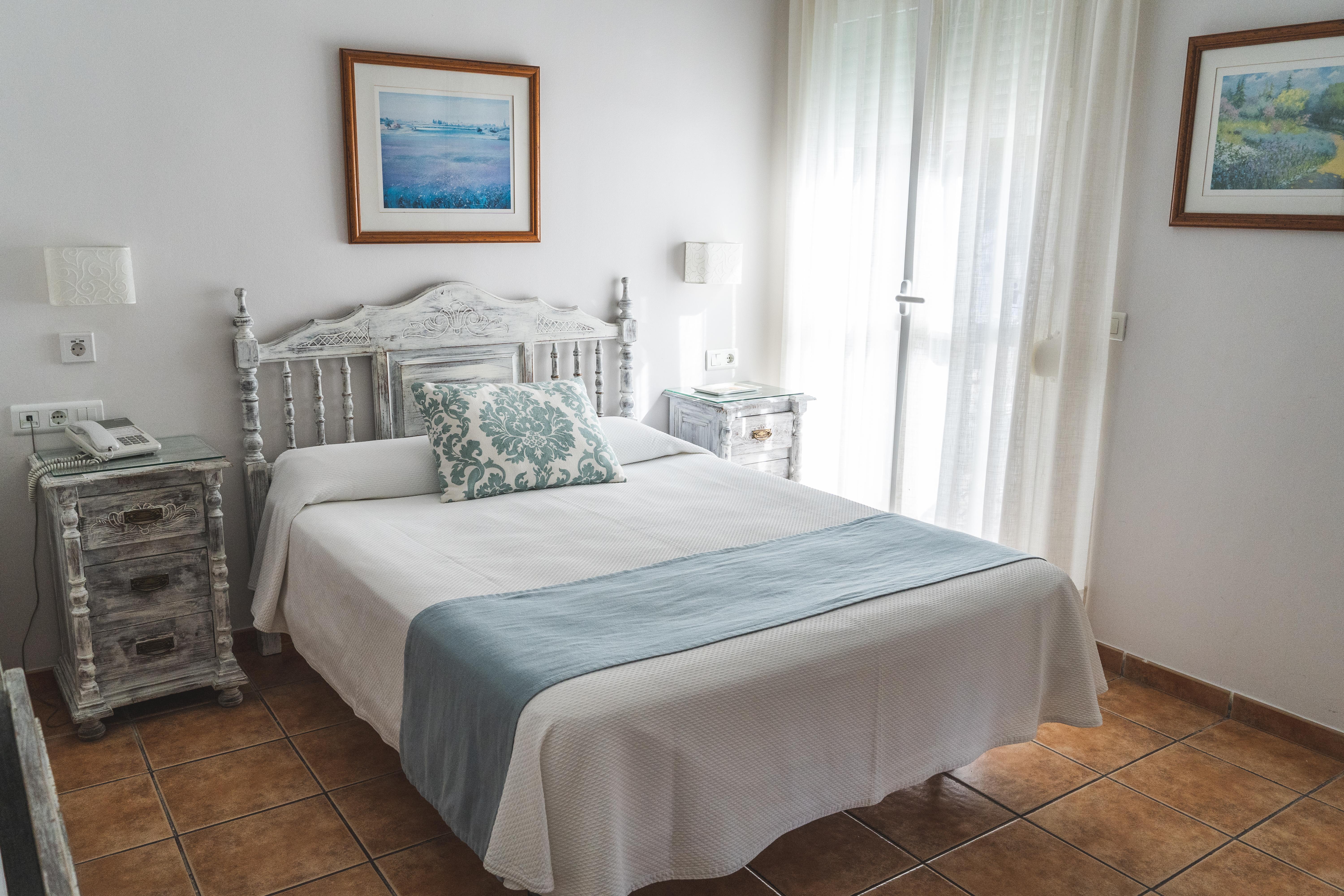 Hostal Marissal By Dorobe Nerja Εξωτερικό φωτογραφία