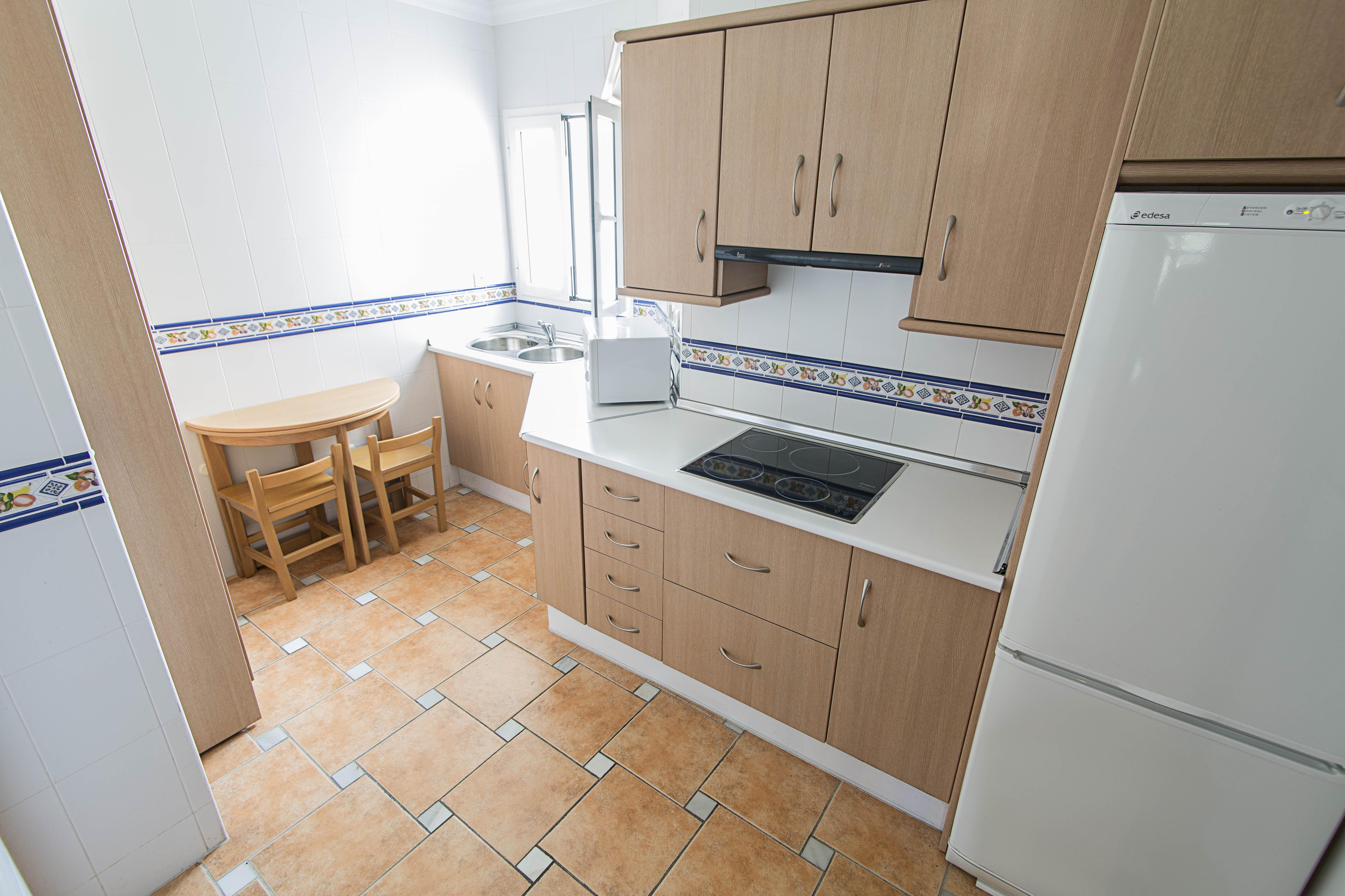 Hostal Marissal By Dorobe Nerja Εξωτερικό φωτογραφία
