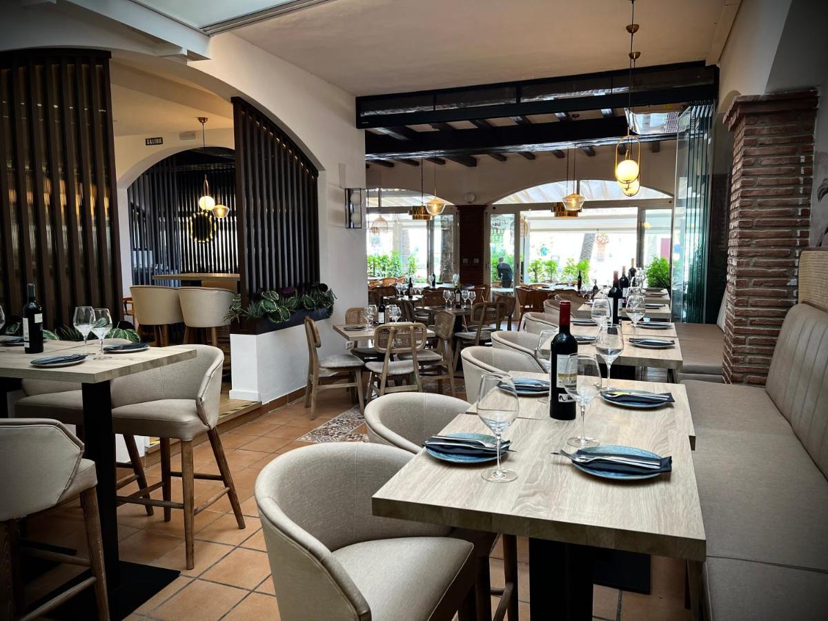 Hostal Marissal By Dorobe Nerja Εξωτερικό φωτογραφία