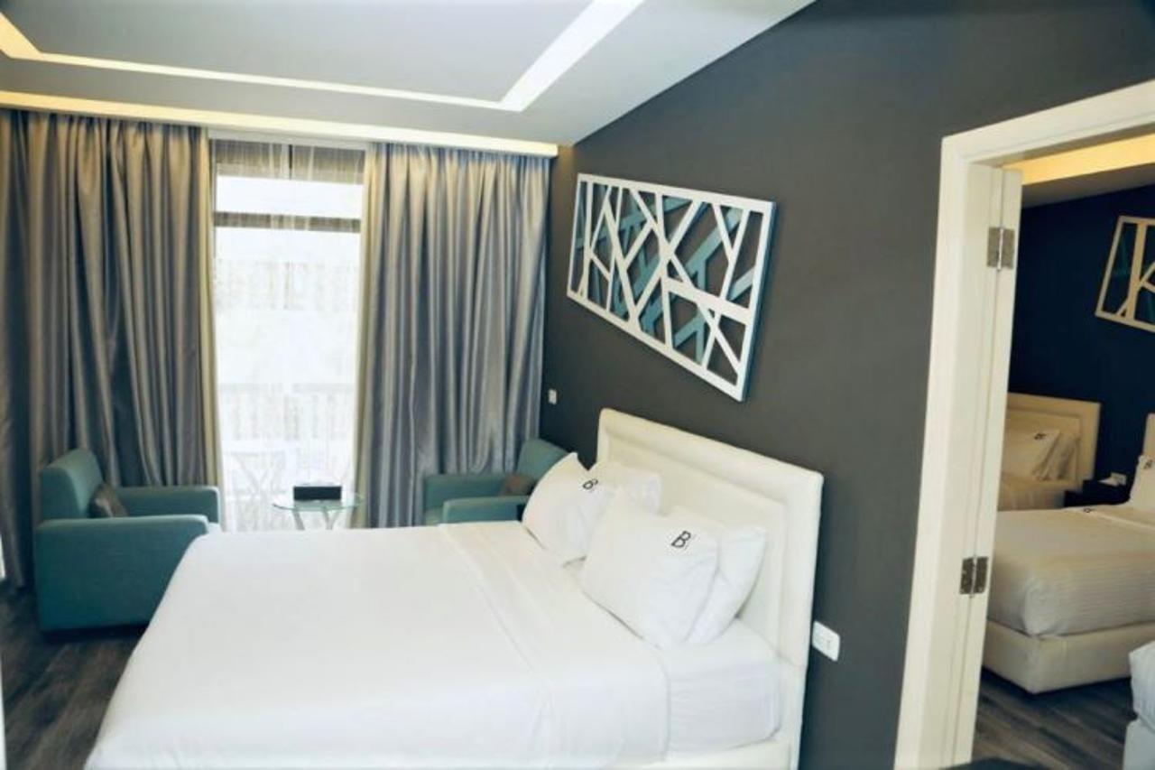 Hostal Marissal By Dorobe Nerja Εξωτερικό φωτογραφία